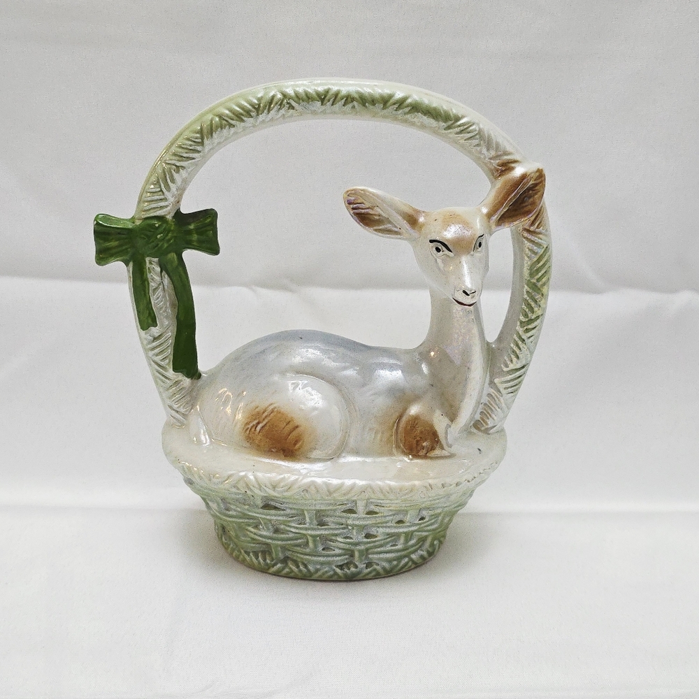 Vintage Doe Deer in a Basket Lusterware Figurine Iridescent Made in Brazil